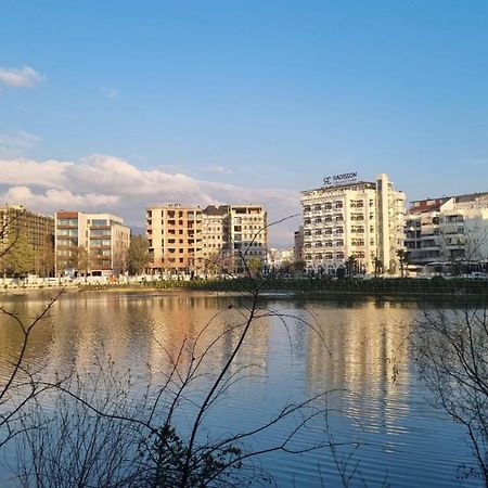 Liqeni Thate, Tirane Apartamento Exterior foto